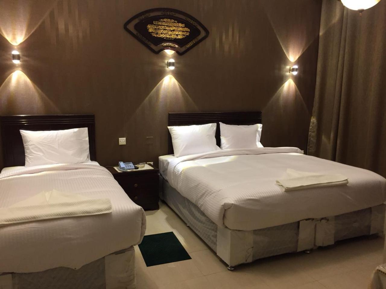 Taj Naif Hotel Dubai Exterior photo